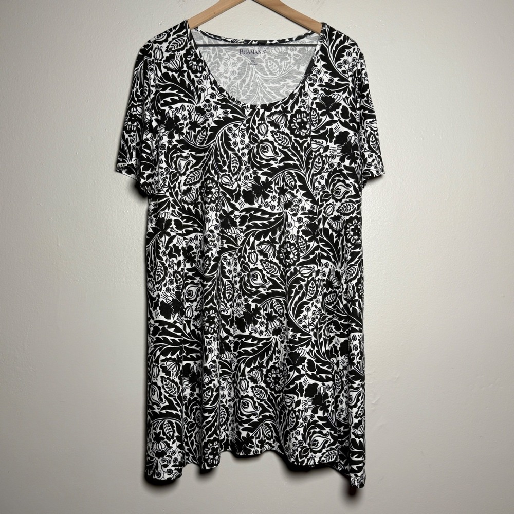 Roaman's Womens Tunic T-Shirt 22/24 Black White Floral Scoopneck Swing Flowy